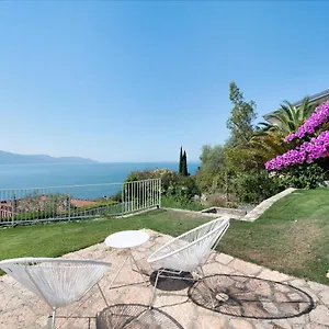 Villa Gargnano Гарньяно
