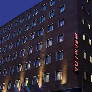 レマダ シティ センター ナポリ