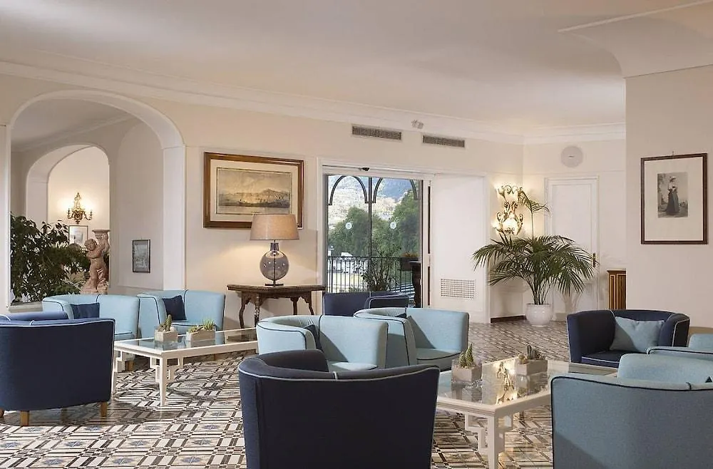 Grand Hotel Capodimonte Неаполь