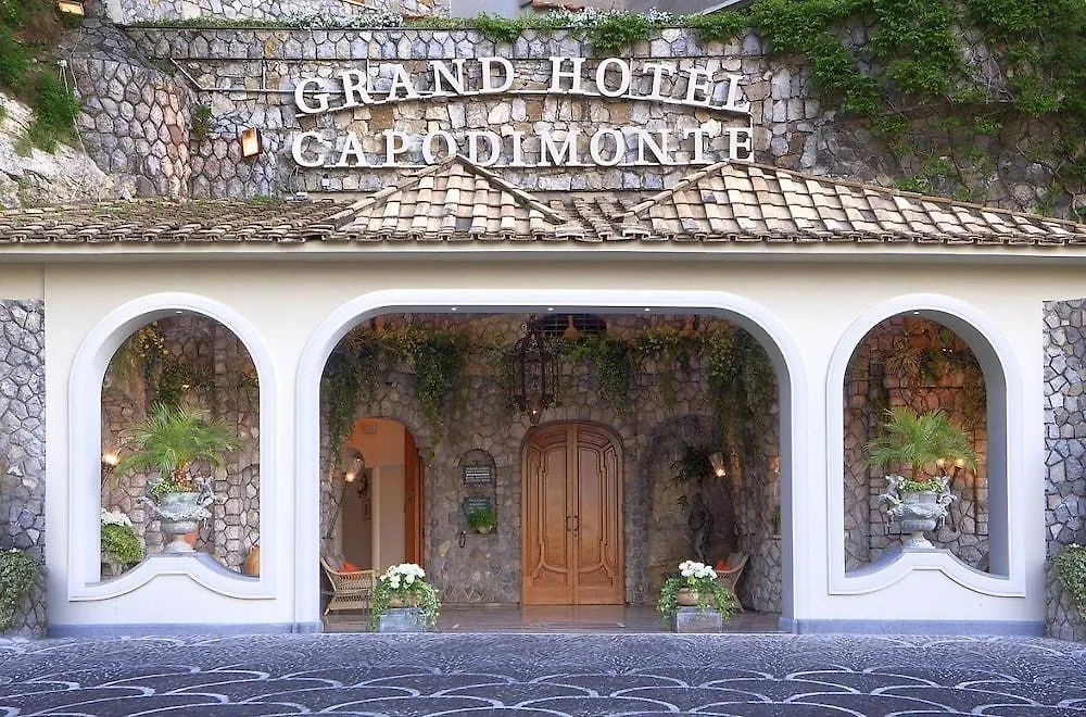 Grand Hotel Capodimonte Неаполь