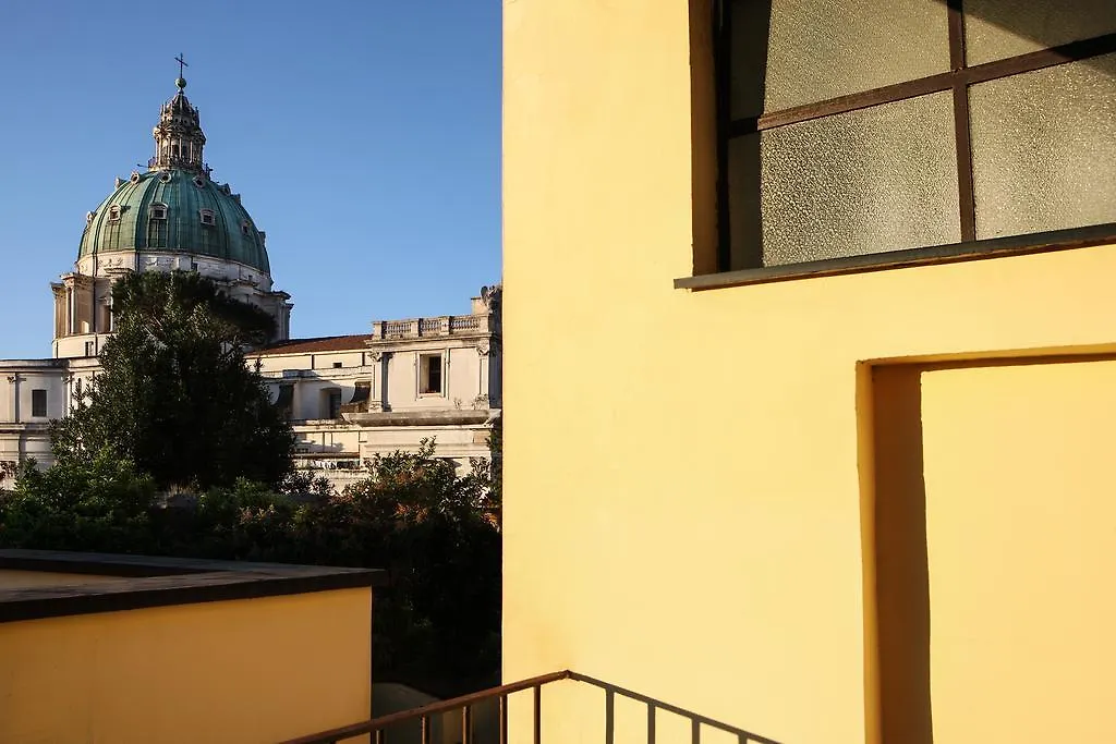 ****  Grand Hotel Capodimonte Неаполь Италия