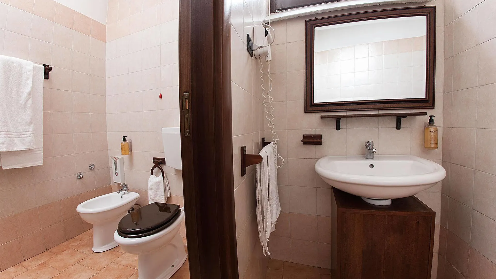 Grand Hotel Capodimonte Неаполь