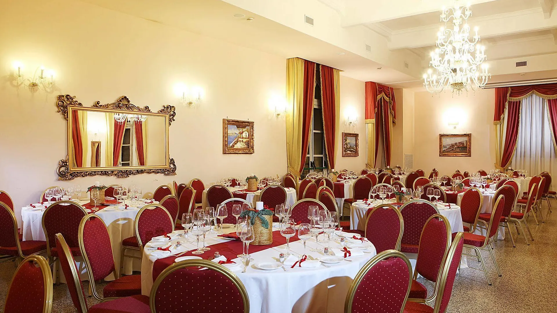 Grand Hotel Capodimonte Неаполь